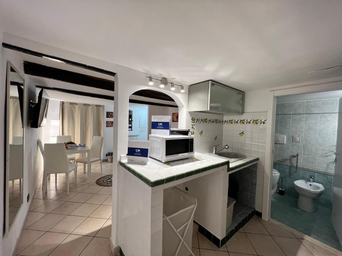 Apartment House David By Holiday World Genoa
